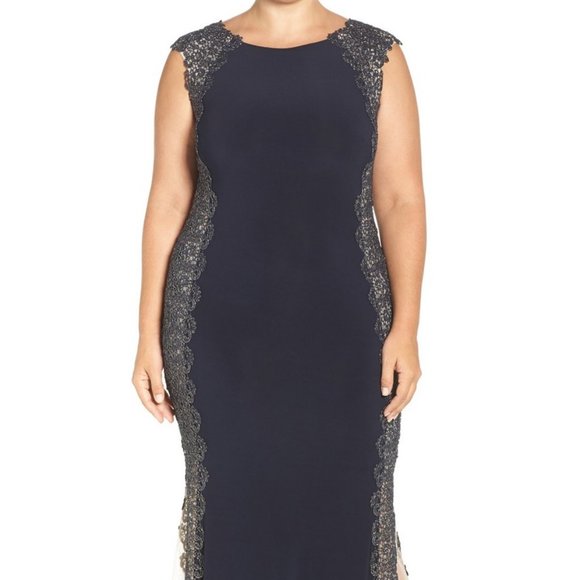 SOLD**** XSCAPE New Crochet Lace Column Gown Dress 22 Sexy! - Picture 3 of 10